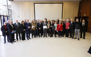 Remise de médailles ministérielle et plaquette de la reconnaissance départementale à La Garenne-Colombes